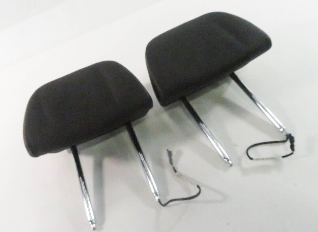 2011 BMW 550i (F10) FRONT LEFT & RIGHT HEADREST SET (BLACK DAKOTA LEATHER LCSW)