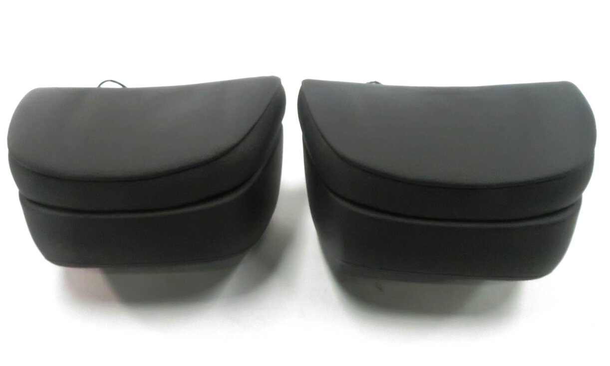 Thumbnail 6: 2011 BMW 550i (F10) FRONT LEFT & RIGHT HEADREST SET (BLACK DAKOTA LEATHER LCSW)