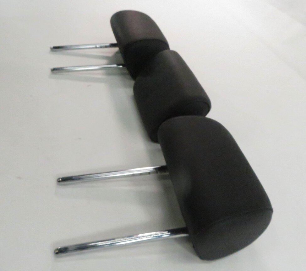 Thumbnail 5: 2011 BMW 550i (F10) REAR SEAT HEADREST SET-3 (BLACK DAKOTA LEATHER LCSW)
