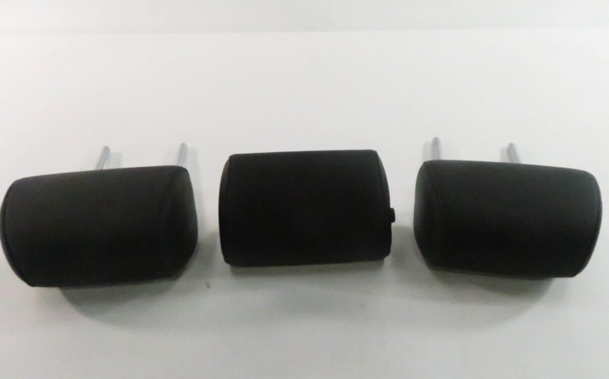 Thumbnail 6: 2011 BMW 550i (F10) REAR SEAT HEADREST SET-3 (BLACK DAKOTA LEATHER LCSW)