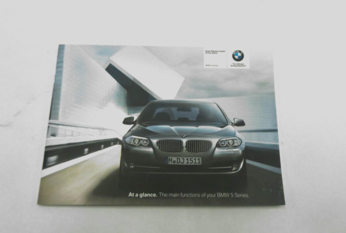 Thumbnail 7: 2011 BMW 550i (F10) OWNERS MANUAL BOOK GUIDE SET w/ CASE