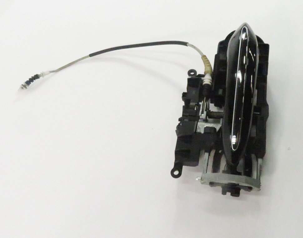 Thumbnail 3: 09-18 BMW 528i 535i 550i 740i 750i 760i RIGHT FRONT COMFORT DOOR HANDLE (BLACK)