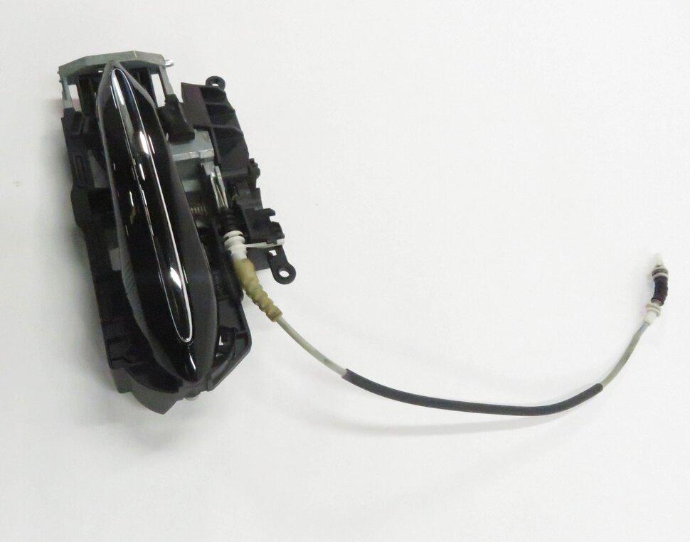 Thumbnail 4: 09-18 BMW 528i 535i 550i 740i 750i 760i RIGHT FRONT COMFORT DOOR HANDLE (BLACK)