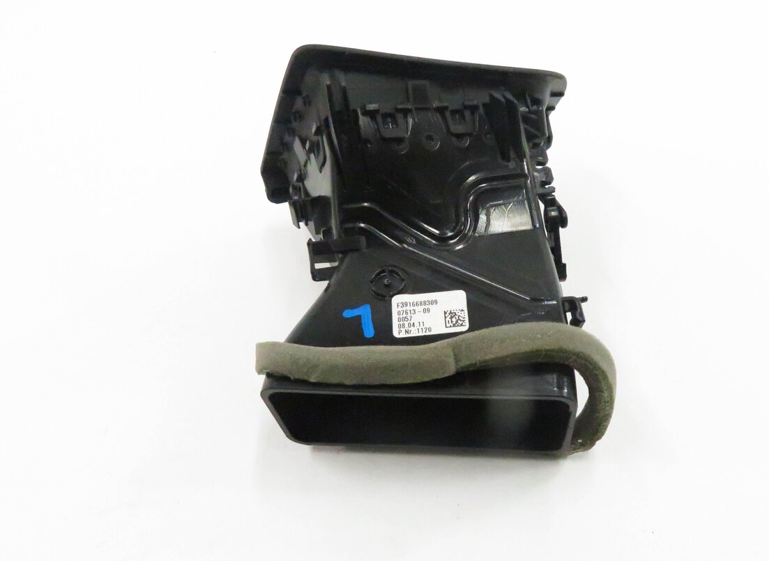 Thumbnail 5: 2011 BMW 550i (F10) LEFT FRONT DRIVER DASH HEATER A/C AIR VENT