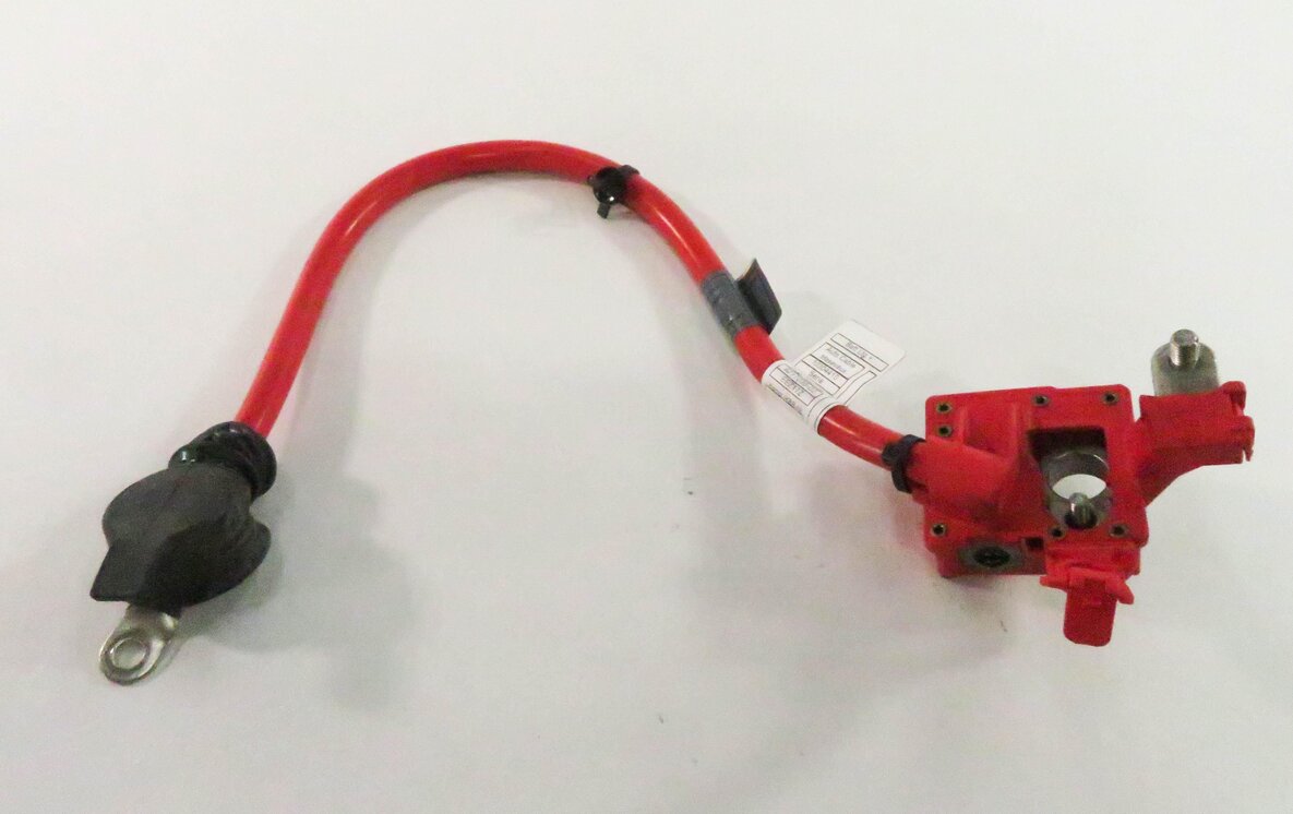 Thumbnail 2: 2011 BMW 550i (F10) POSITIVE BATTERY CABLE (SRS)