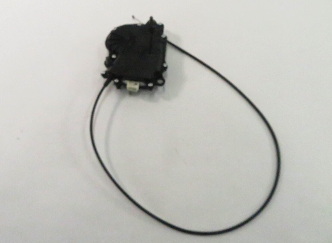 Thumbnail 2: 2011 BMW 550i (F10) REAR TRUNK LOCK LATCH SOFT CLOSE ACTUATOR MOTOR