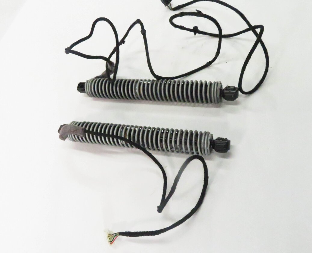 Thumbnail 4: 2011 BMW 550i (F10) REAR LEFT & RIGHT TRUNK SHOCK STRUT SET-2 (ELECTRIC)