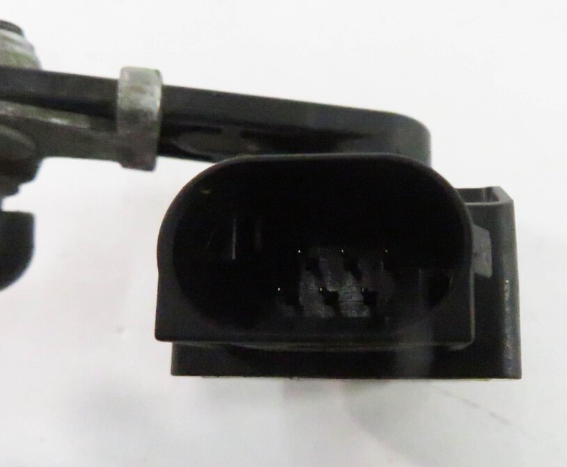 Thumbnail 8: 2014 BMW 535i (F10) LEFT FRONT DRIVER SUSPENSION HEIGHT LEVEL SENSOR