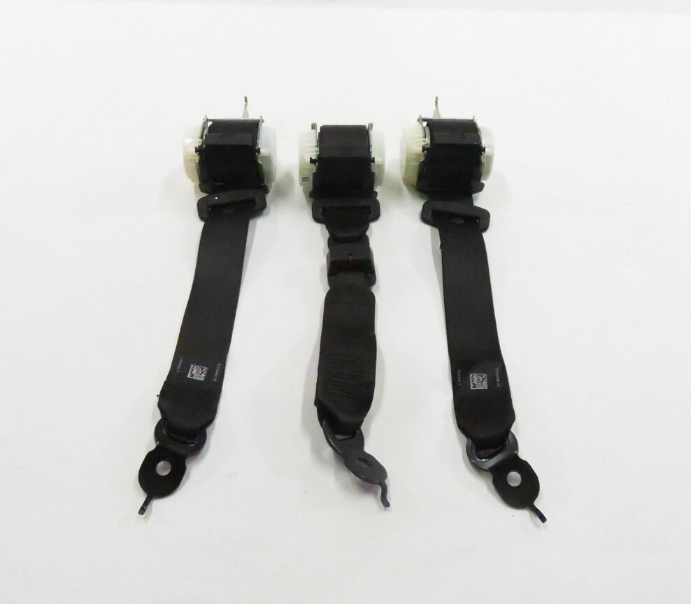 Thumbnail 2: 2014 BMW 535i (F10) REAR SEAT - SEATBELT RETRACTOR SET-3 (BLACK)