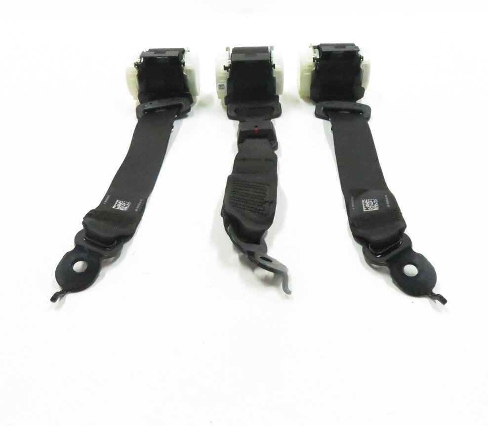 Thumbnail 3: 2014 BMW 535i (F10) REAR SEAT - SEATBELT RETRACTOR SET-3 (BLACK)