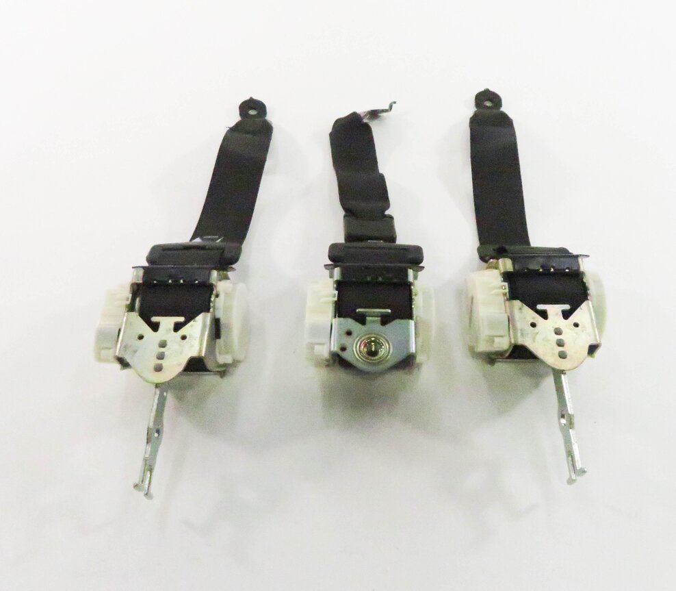 Thumbnail 6: 2014 BMW 535i (F10) REAR SEAT - SEATBELT RETRACTOR SET-3 (BLACK)