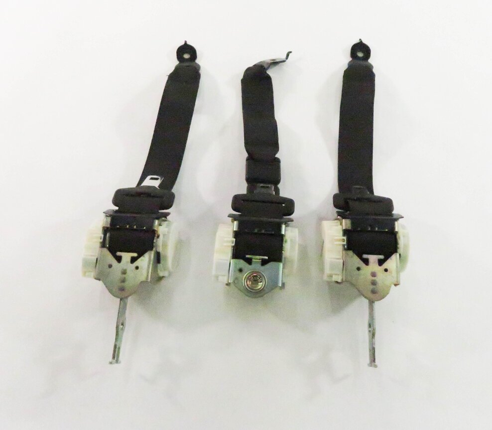 Thumbnail 7: 2014 BMW 535i (F10) REAR SEAT - SEATBELT RETRACTOR SET-3 (BLACK)