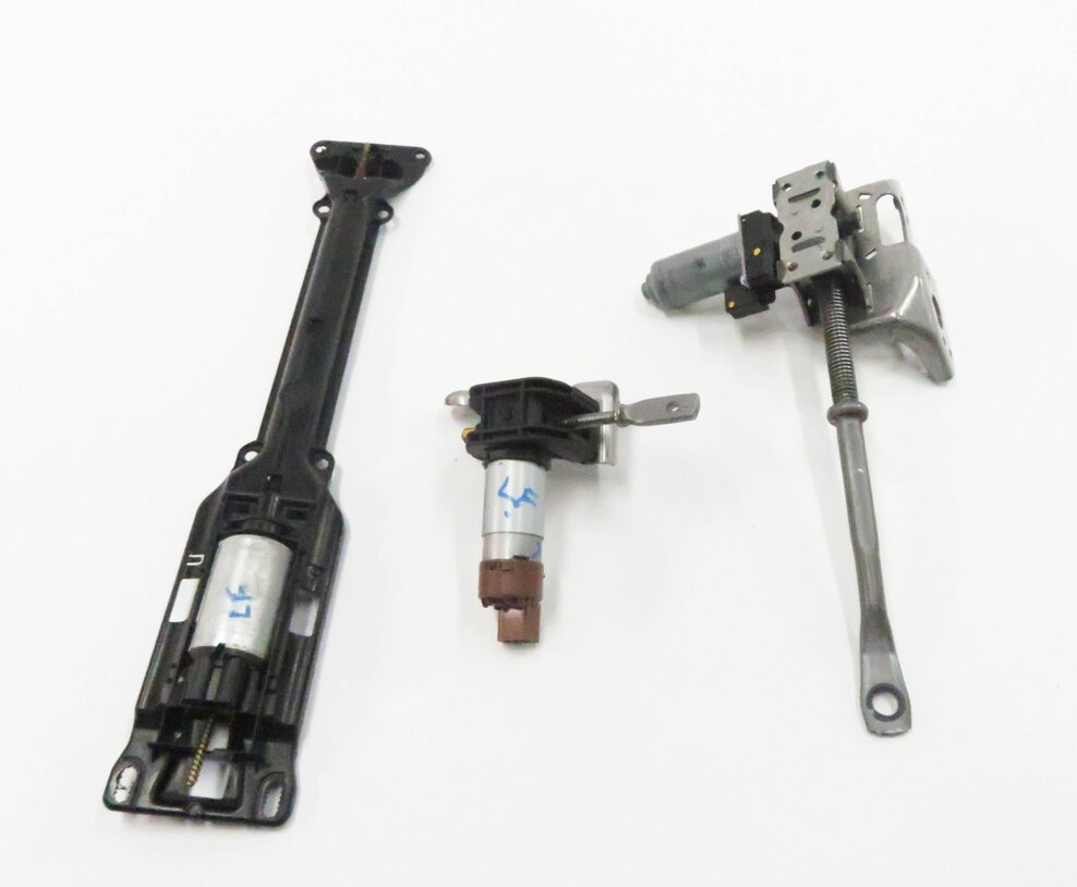 Thumbnail 3: 2014 BMW 535i (F10) LEFT FRONT DRIVER MEMORY SEAT MOTOR SET-3