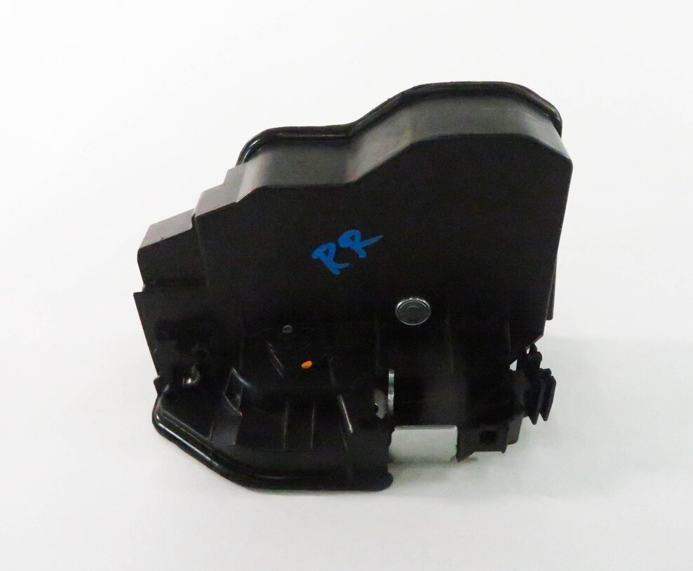 Thumbnail 2: 2010-2018 BMW E90 F30 F32 E60 F10 F01 F25 F26 E70 E71 - RIGHT REAR DOOR LATCH