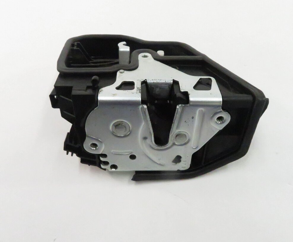Thumbnail 6: 2010-2018 BMW E90 F30 F32 E60 F10 F01 F25 F26 E70 E71 - RIGHT REAR DOOR LATCH