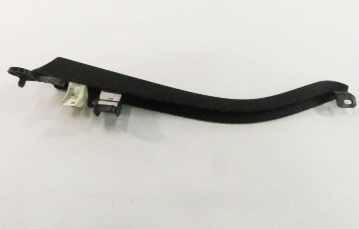 Thumbnail 2: 2014 BMW 535i (F10) FRONT CENTER CONSOLE STORAGE COMPARTMENT EDGE TRIM (BLACK)