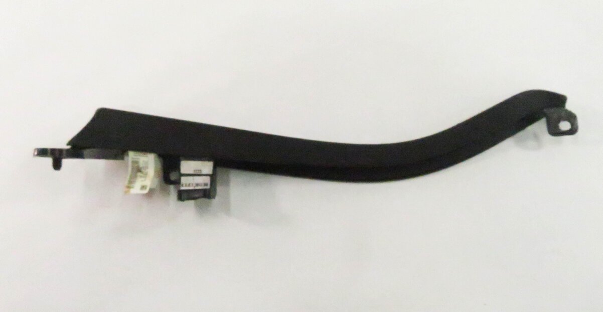 Thumbnail 3: 2014 BMW 535i (F10) FRONT CENTER CONSOLE STORAGE COMPARTMENT EDGE TRIM (BLACK)