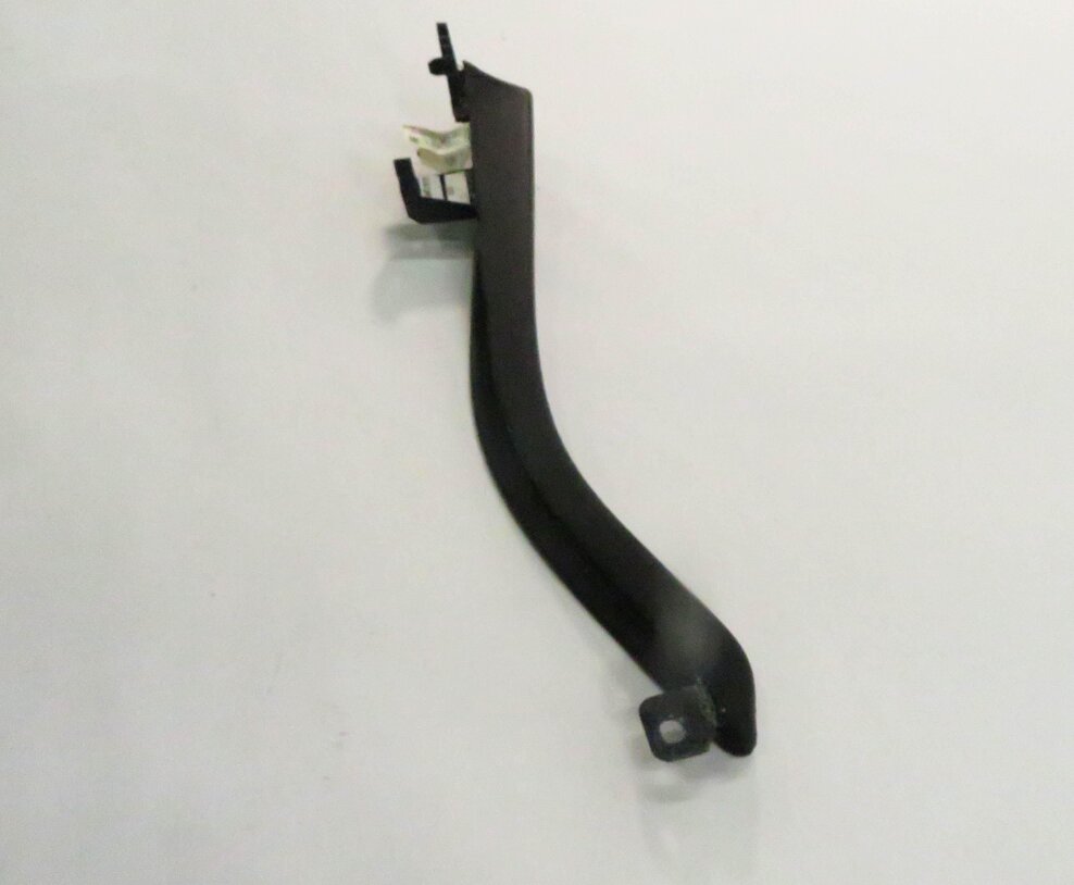 Thumbnail 5: 2014 BMW 535i (F10) FRONT CENTER CONSOLE STORAGE COMPARTMENT EDGE TRIM (BLACK)