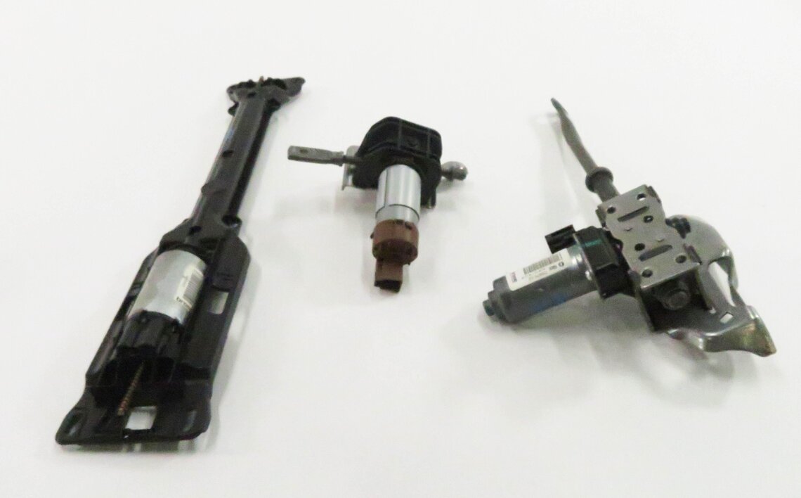 Thumbnail 3: 2014 BMW 535i (F10) RIGHT FRONT PASSENGER SEAT MOTOR SET-3