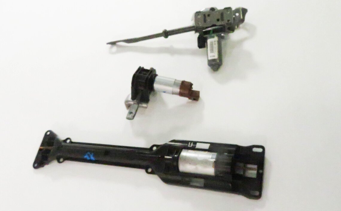 Thumbnail 4: 2014 BMW 535i (F10) RIGHT FRONT PASSENGER SEAT MOTOR SET-3