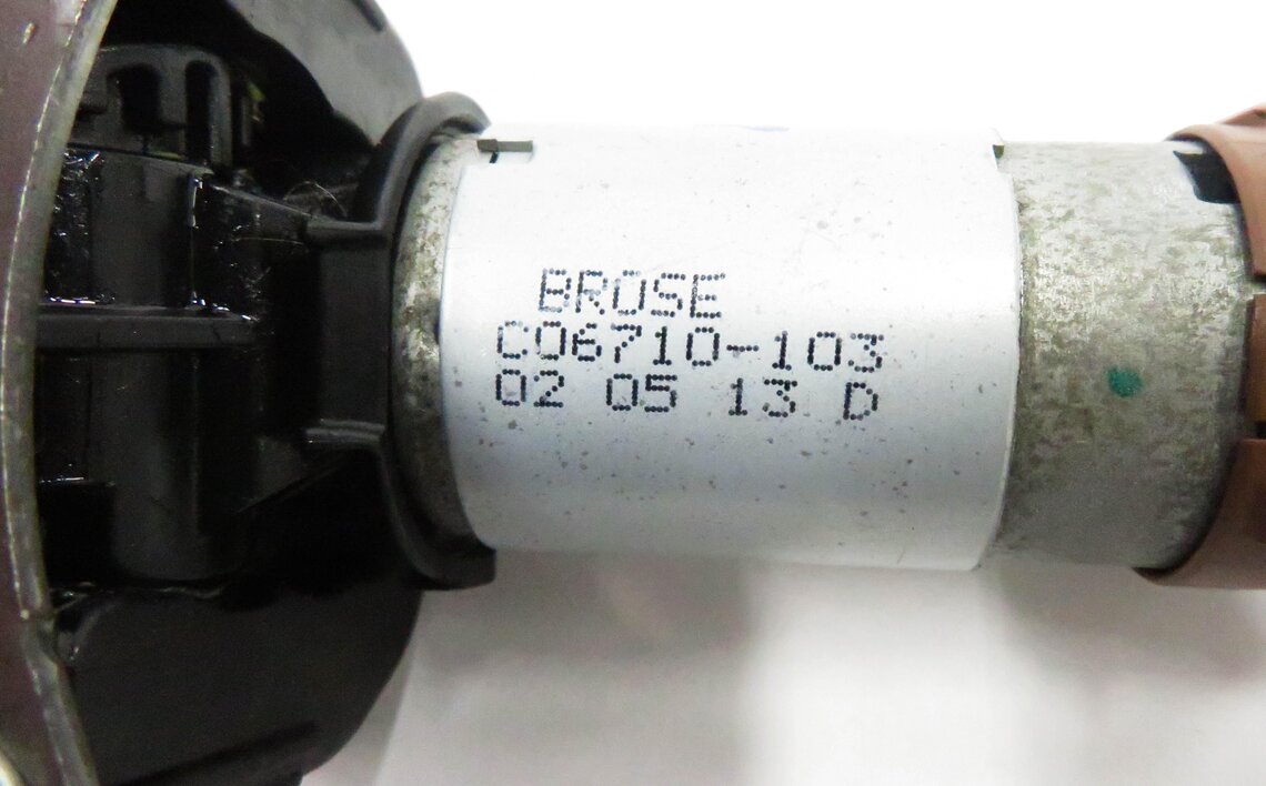 Thumbnail 9: 2014 BMW 535i (F10) RIGHT FRONT PASSENGER SEAT MOTOR SET-3