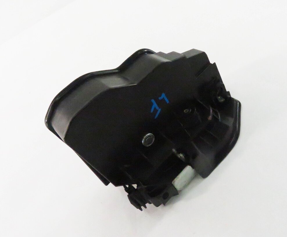 09-18 BMW 1/2/3/4/5/7/X1 X3 X4 (E87 E90 F01 F10) LEFT FRONT DOOR LOCK LATCH