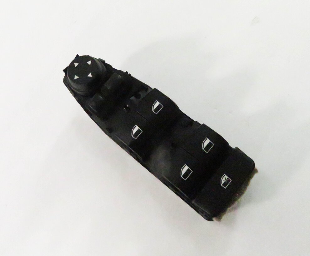 10-19 BMW 528i 535i 550i 650i M5 M6 X3 (F10 F12 F25) DRIVER P-FOLD WINDOW SWITCH