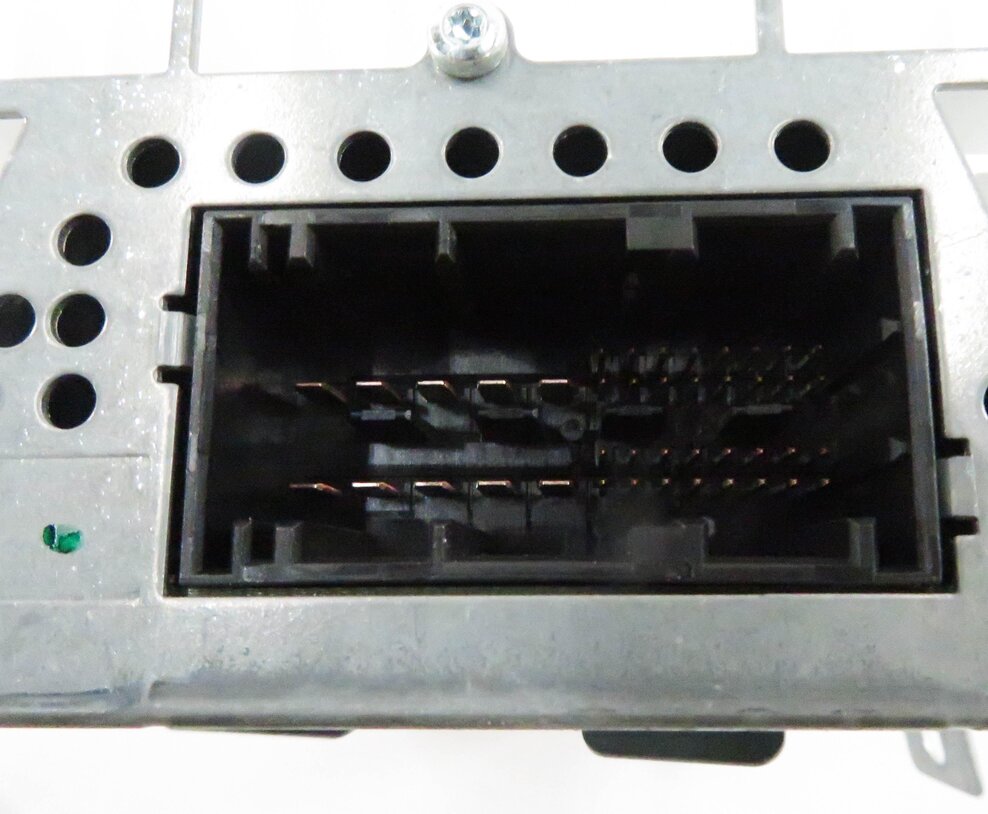 Thumbnail 8: 2014 BMW 535i (F10) RADIO STEREO HARMAN BECKER AUDIO AMP AMPLIFIER