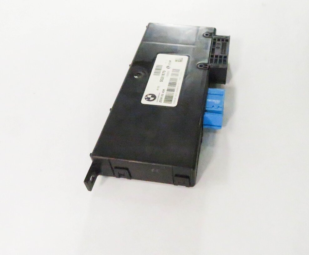 Thumbnail 5: 2014 BMW 535i (F10) CENTRAL GATEWAY CONTROL MODULE