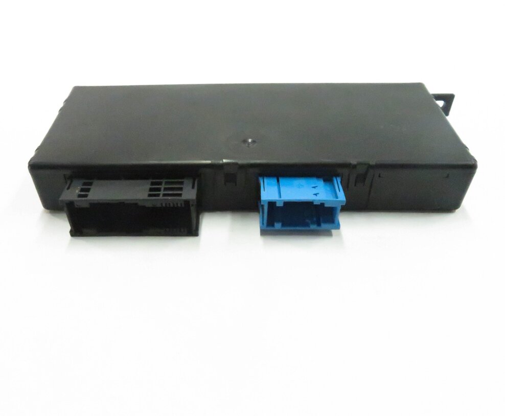 Thumbnail 7: 2014 BMW 535i (F10) CENTRAL GATEWAY CONTROL MODULE
