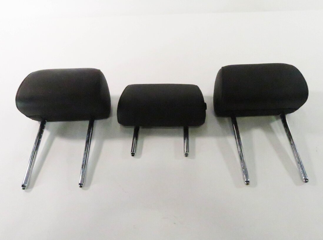 Thumbnail 3: 2014 BMW 535i (F10) REAR - LEFT / CENTER / RIGHT - HEADREST SET (BLACK LEATHER)