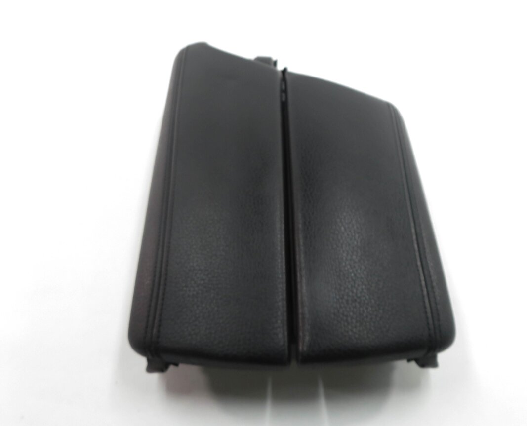 Thumbnail 2: 2011 BMW 528i 535i 550i (F10) FRONT CENTER CONSOLE ARM REST LID (BLACK LEATHER)