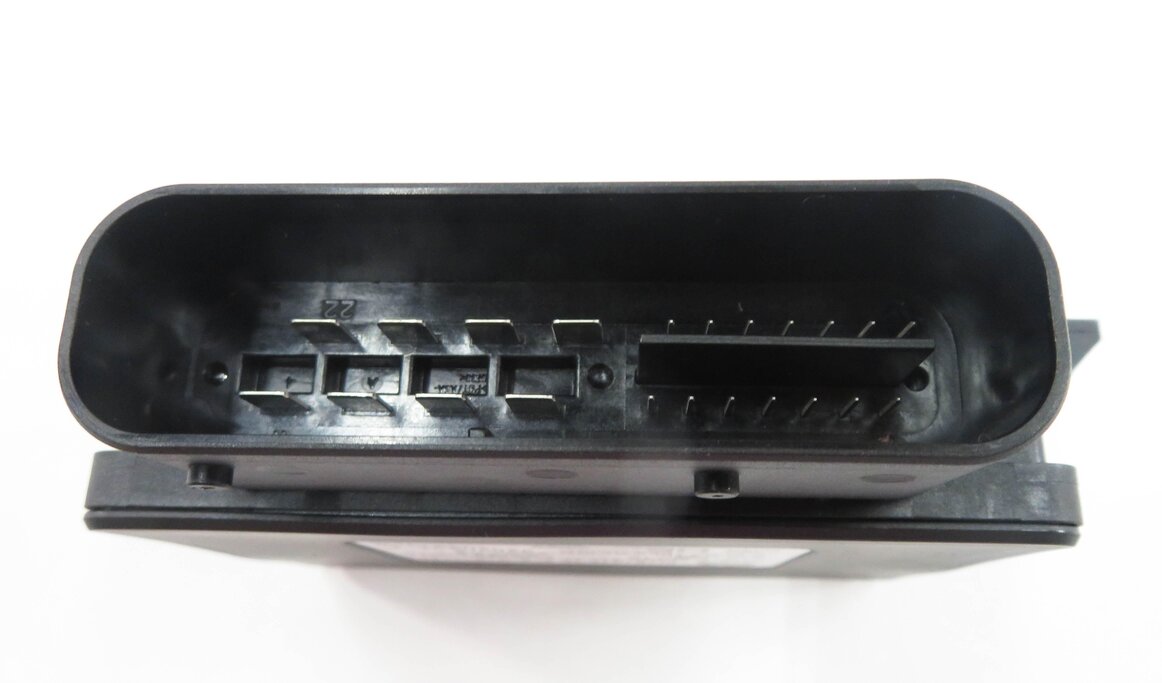 Thumbnail 9: 11-19 BMW 528i 535i 550i 640i 650i M5 M6 X3 X4 - PARKING BRAKE CONTROL MODULE
