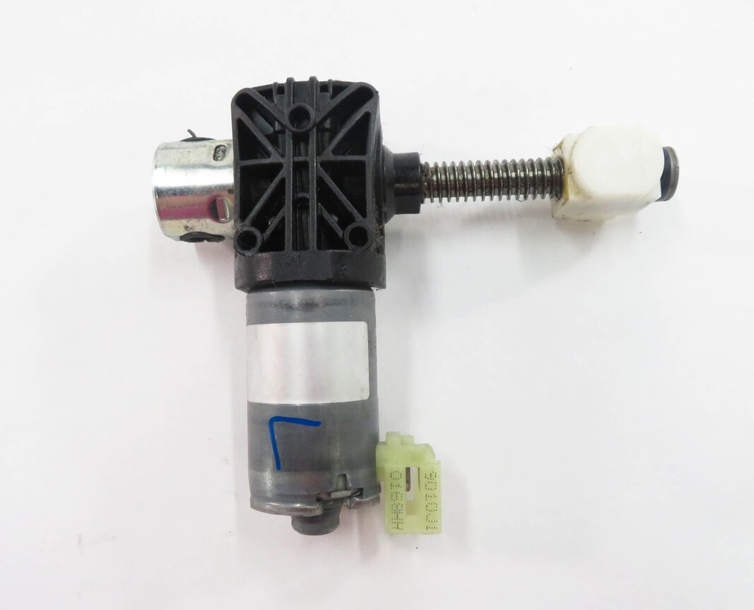 Thumbnail 9: 2011 BMW 535i (F10) LEFT FRONT DRIVER SEAT MOTOR SET-3