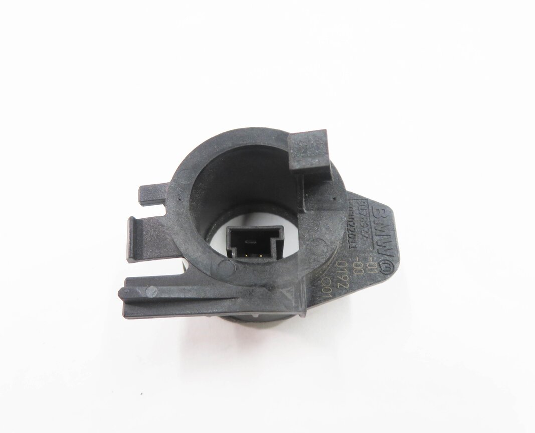 Thumbnail 5: 2011 BMW 535i (F10) IGNITION SWITCH IMMOBILIZER COIL RING SENSOR