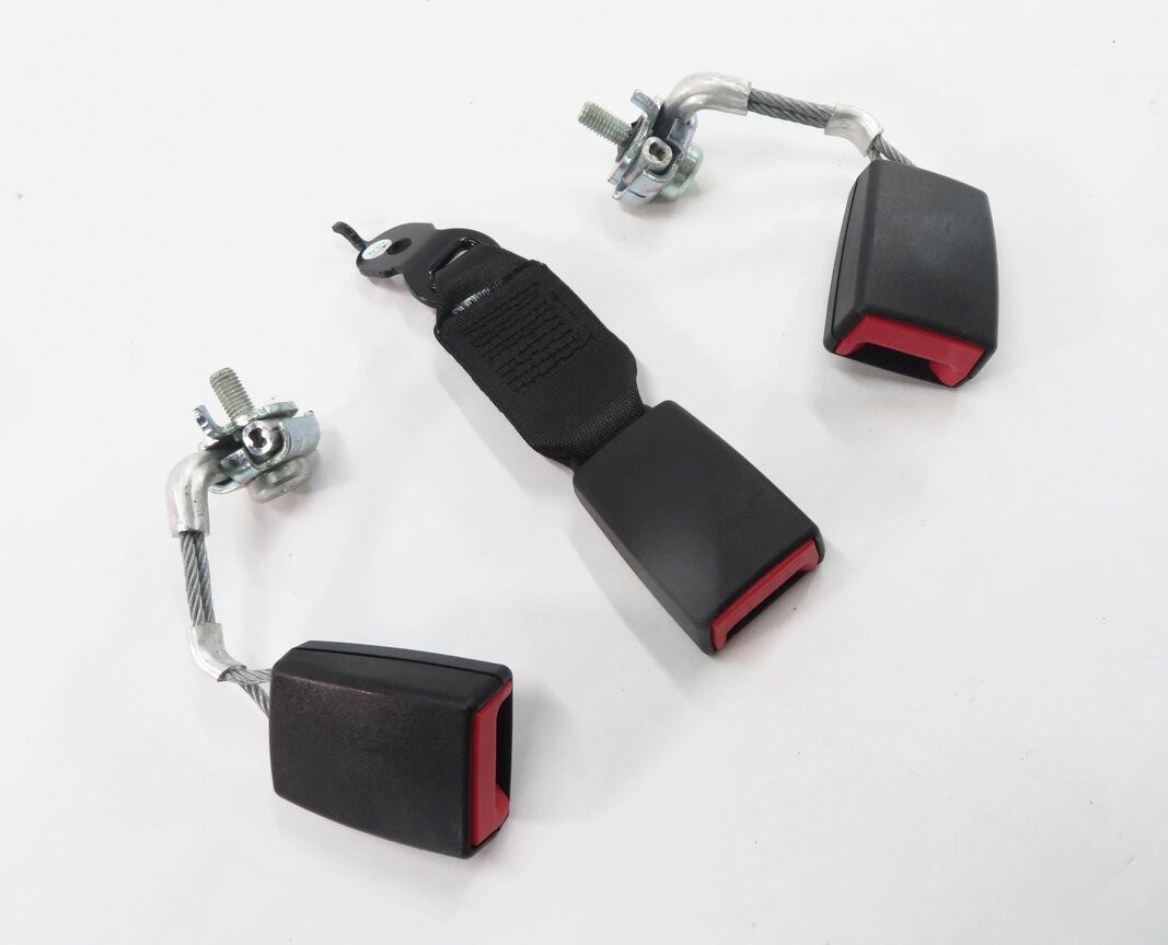2011 BMW 535i (F10) REAR SEAT - SEATBELT BUCKLE RECEIVER SET-3 (BLACK)