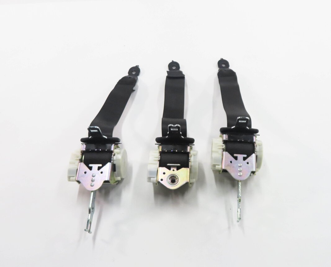 Thumbnail 6: 2011 BMW 535i (F10) REAR SEAT - SEATBELT RETRACTOR SET-3 (BLACK)