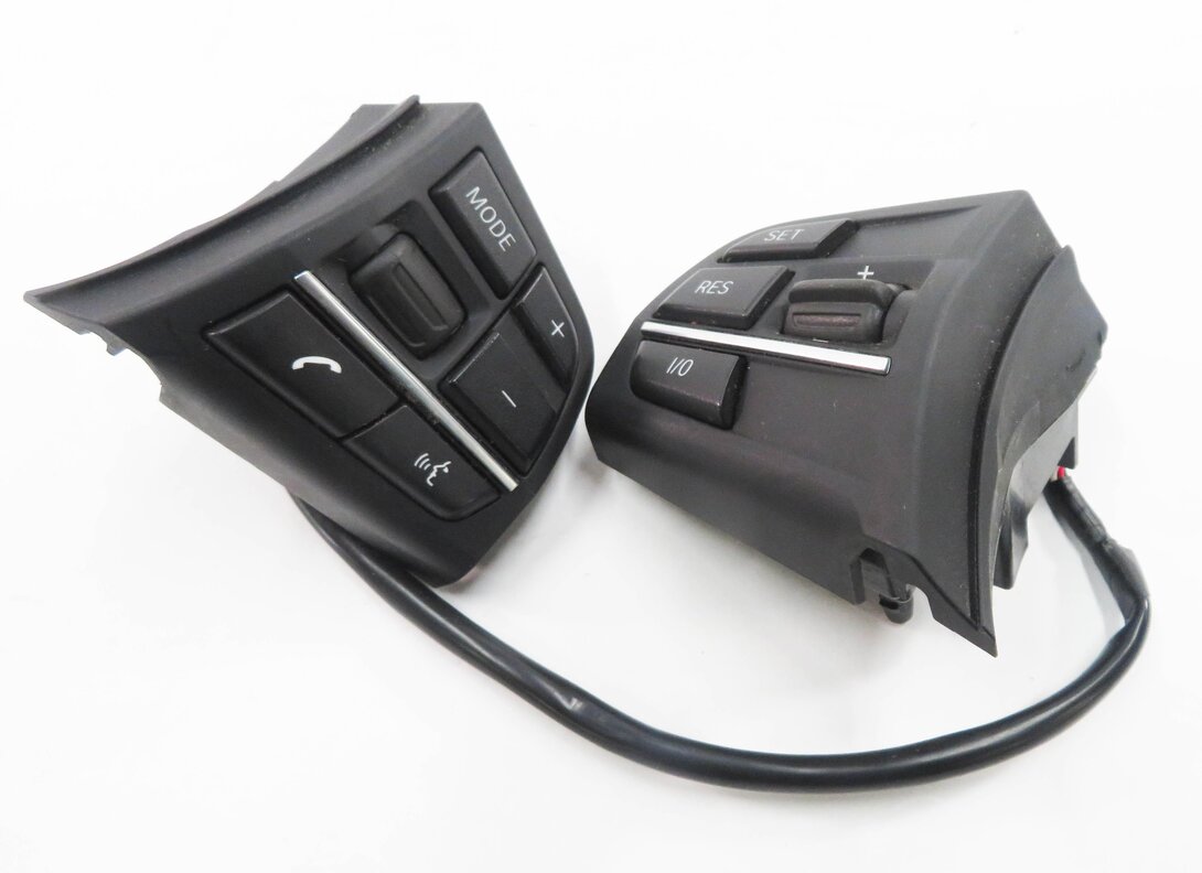 Thumbnail 2: 2012 BMW 750i (F01) STEERING CRUISE CONTROL PHONE MODE SWITCH BUTTON SET-2