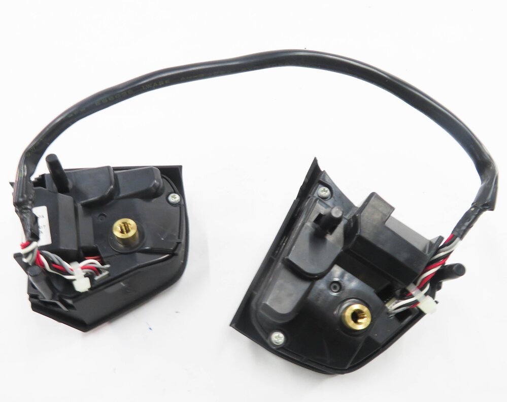 Thumbnail 9: 2012 BMW 750i (F01) STEERING CRUISE CONTROL PHONE MODE SWITCH BUTTON SET-2