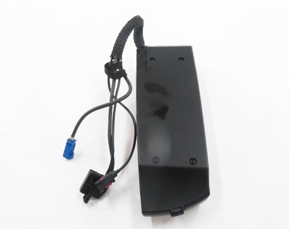 Thumbnail 6: 2012 BMW 750i (F01) FRONT CENTER CONSOLE CELL PHONE SNAP IN CRADLE