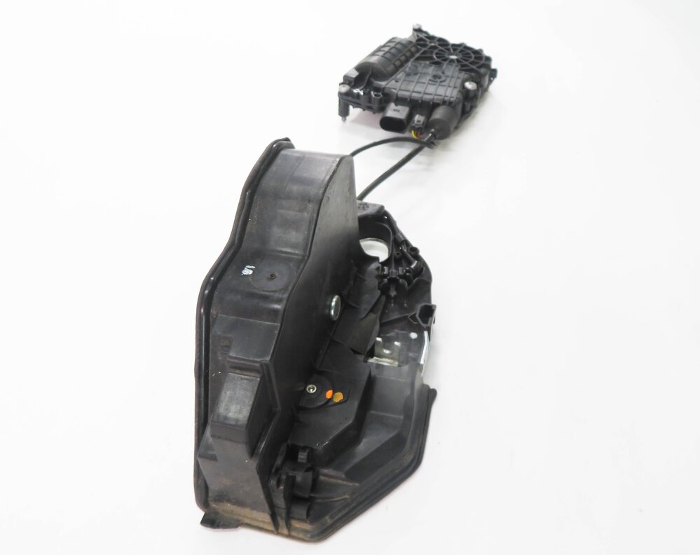 Thumbnail 4: 11-15 BMW 740i 750i 760i B7 (F01) RIGHT REAR DOOR LOCK LATCH (SOFT CLOSE)