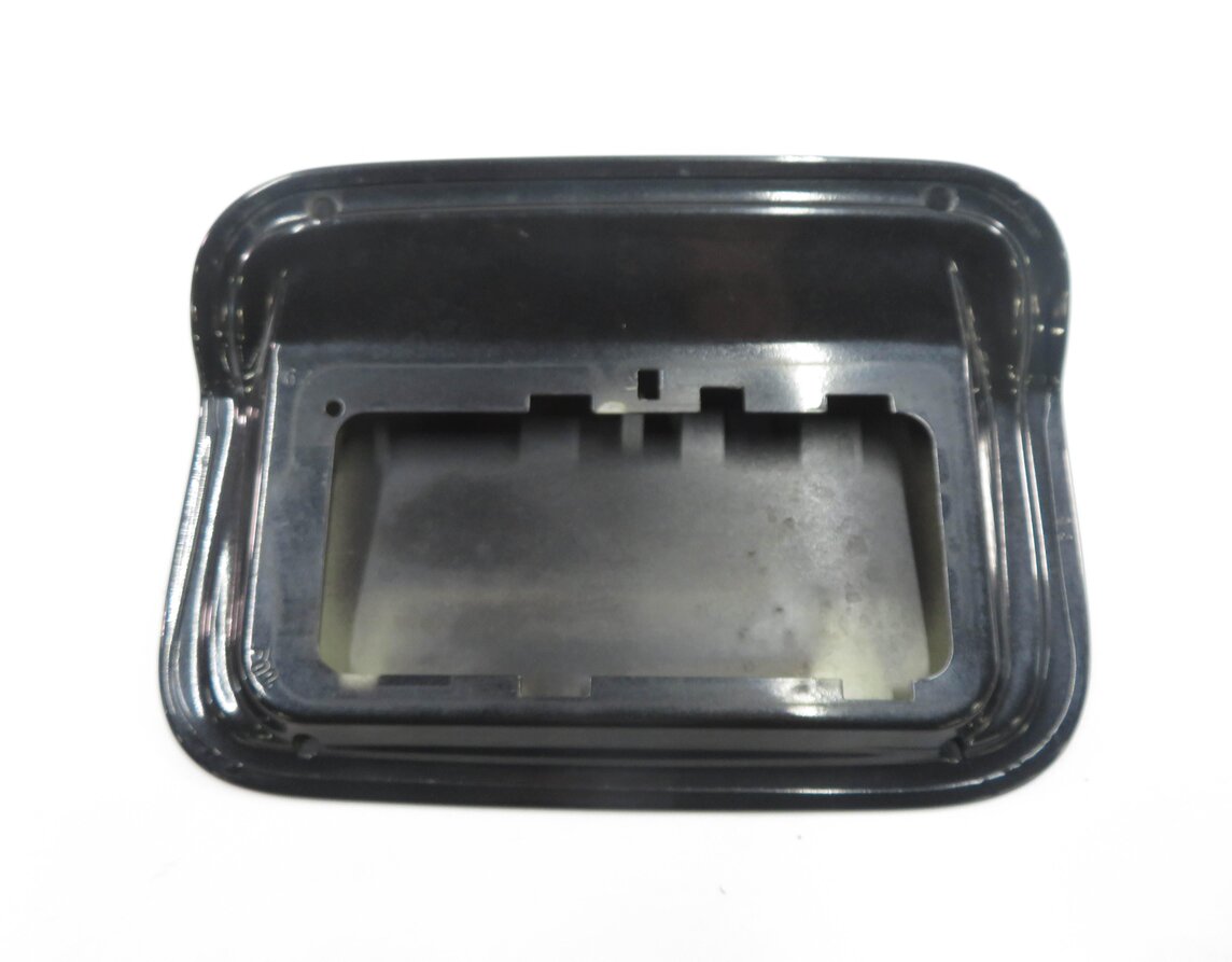 Thumbnail 6: 09-15 BMW 740Li 750Li 760Li B7 LWB (F02) FUEL TANK FILLER DOOR TRIM (GRAY B90)