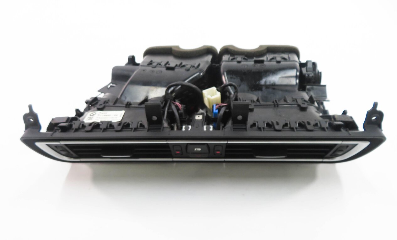 Thumbnail 6: 2012 BMW 750i (F01) CENTER DASH HEATER A/C AIR VENT w/ HAZARD & LOCK SWITCH