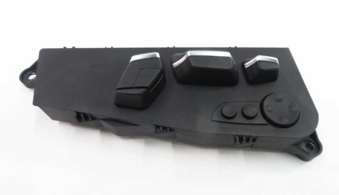 Thumbnail 3: 2012 BMW 750i (F01) LEFT FRONT DRIVER SEAT ADJUSTMENT SWITCH BUTTON