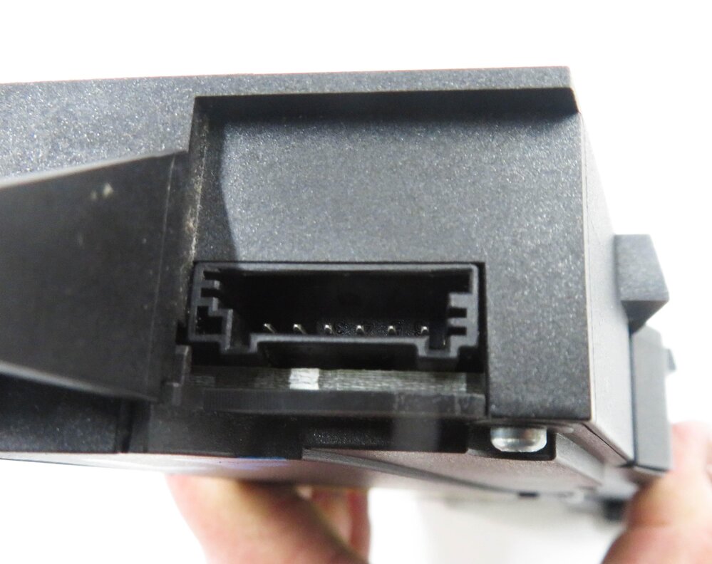 Thumbnail 8: 2012 BMW 750i (F01) LEFT FRONT DRIVER SEAT ADJUSTMENT SWITCH BUTTON