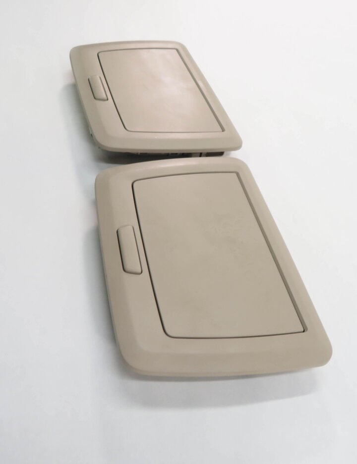Thumbnail 4: 2012 BMW 750i (F01) REAR MAKUP VANITY MIRROR SET-2 (OYSTER)