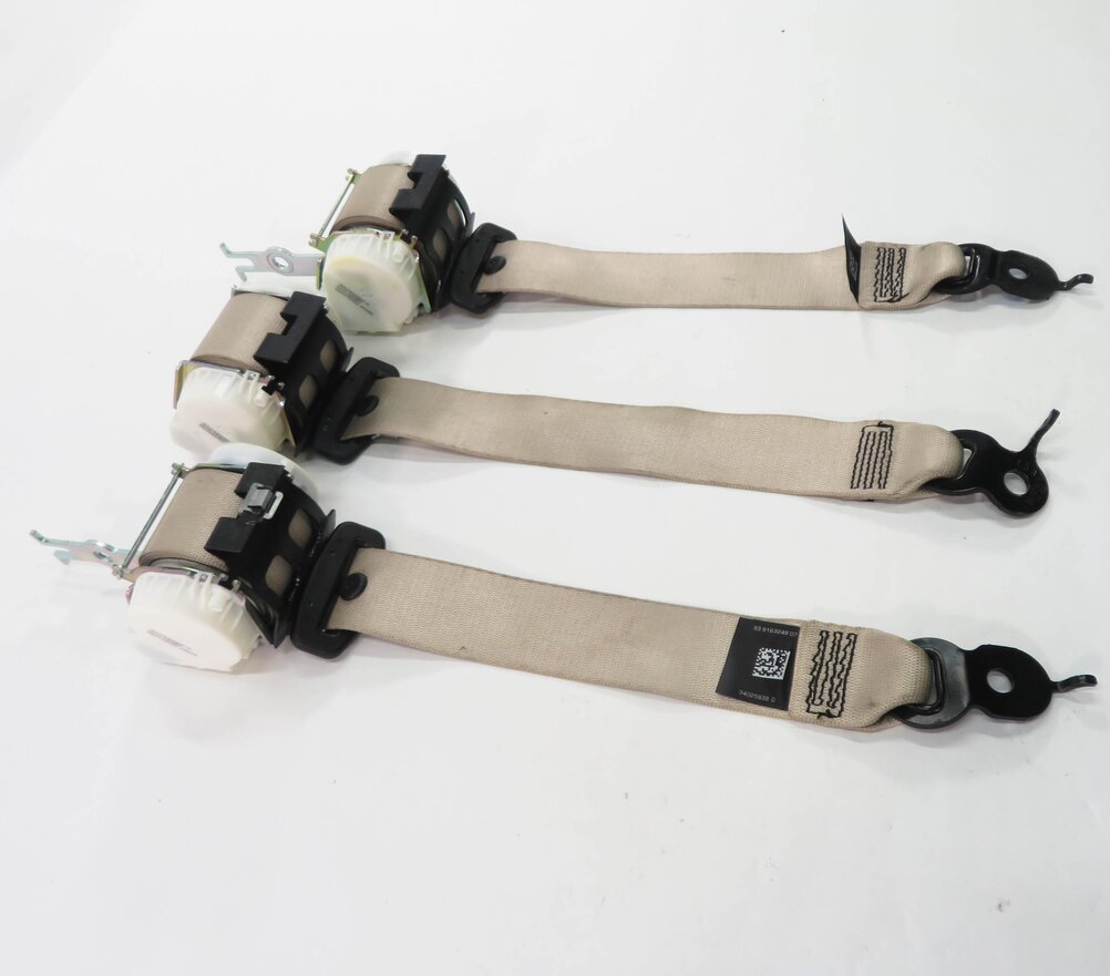 Thumbnail 4: 2012 BMW 750i (F01) REAR SEAT - SEATBELT RETRACTOR SET-3 (OYSTER)