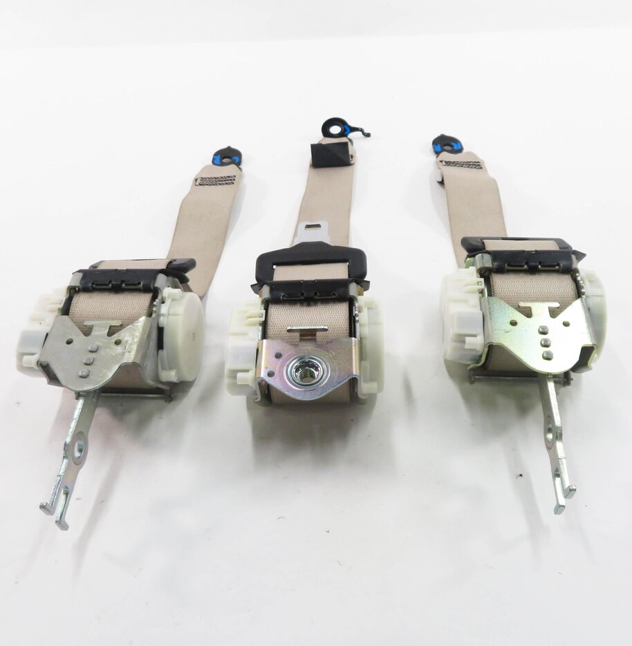 Thumbnail 6: 2012 BMW 750i (F01) REAR SEAT - SEATBELT RETRACTOR SET-3 (OYSTER)