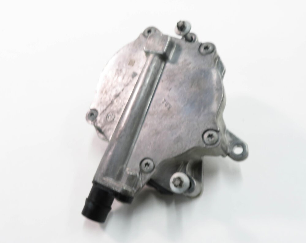 Thumbnail 6: 2010-2017 BMW 550i 650i 750i M5 M6 X5 X6 - 4.4L V8 TWIN TURBO BRAKE VACUUM PUMP
