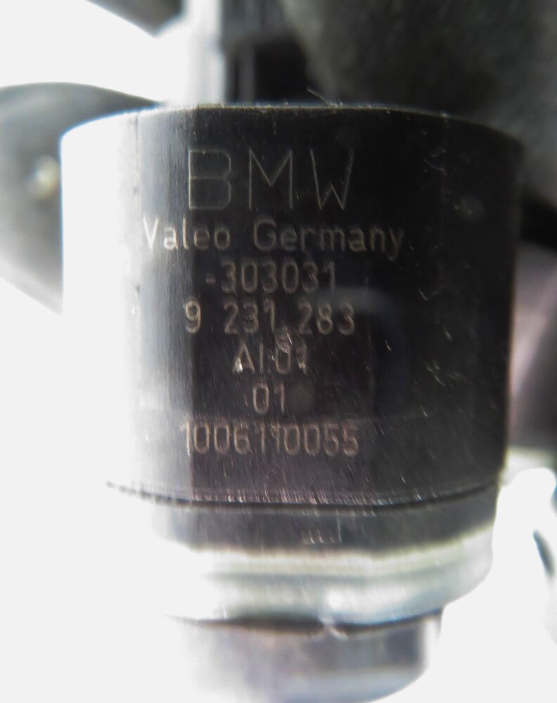 Thumbnail 7: 2012 BMW 750i (F01) REAR PDC PARK DISTANCE SENSOR SET w/ HARNESS (SOPHISTO GRAY)